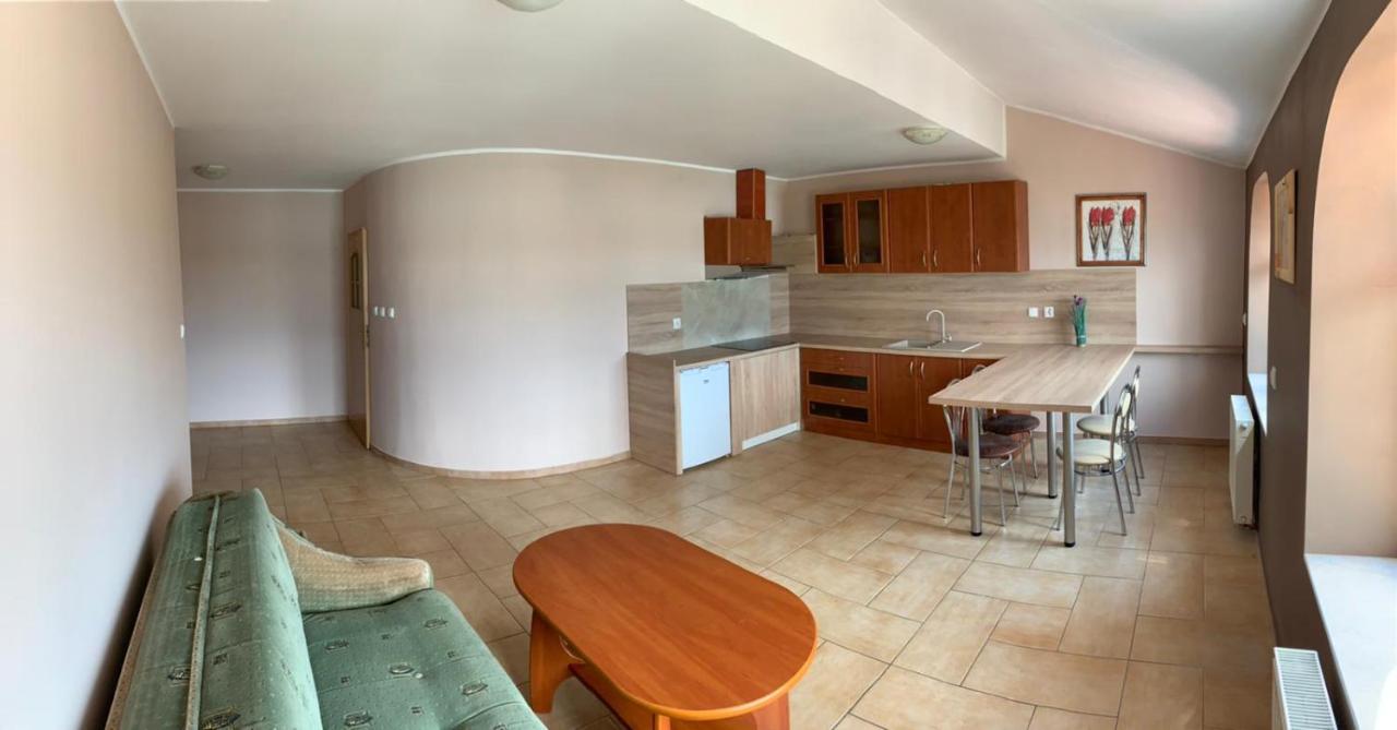 Apartamenty Nad Jeziorem เอลก์ ภายนอก รูปภาพ